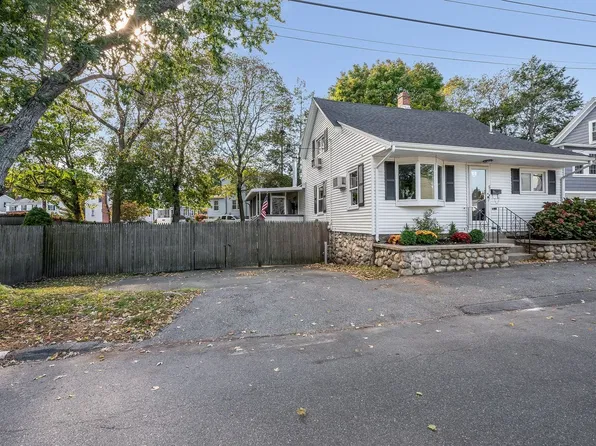 67 Melvin St, Wakefield, MA 01880