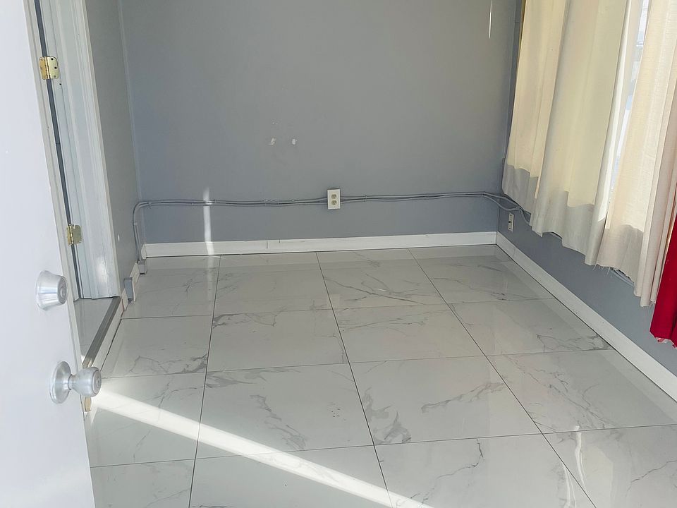 1st image of 339 31st St NW