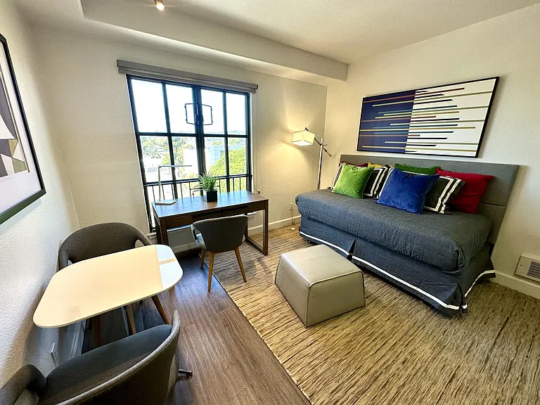 1122U — Photo 24