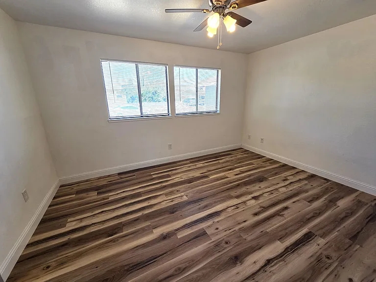 1100 N Patsy Dr — Photo 6