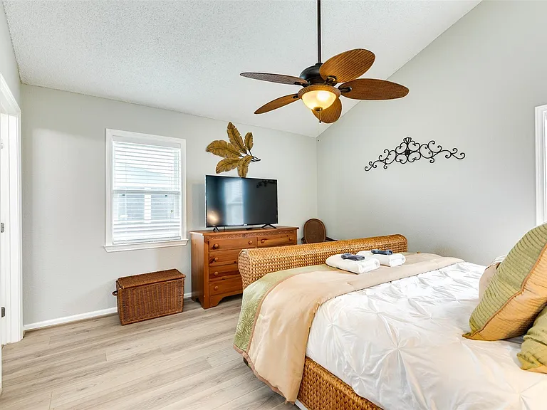 16614 Bermuda Way — Photo 12