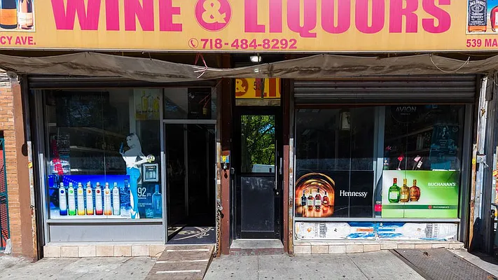 Rented by Nooklyn NYC LLC | media 22