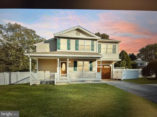 3 Adelene Ave, Newark, DE 19711