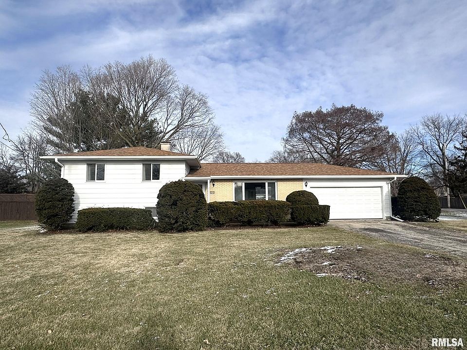 1st image of 1839 Robertson Ave