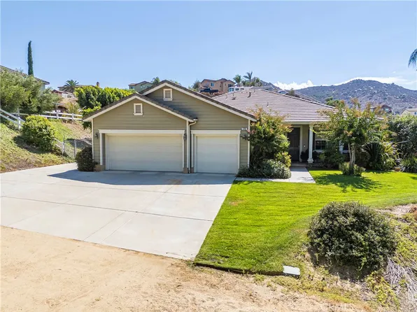 276 Pompano Pl, Norco, CA 92860