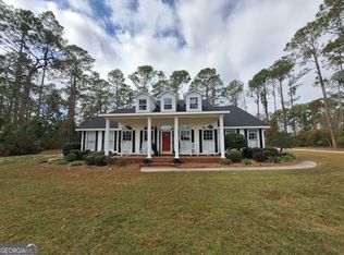 250 Weatherly Dr, Baxley, GA 31513