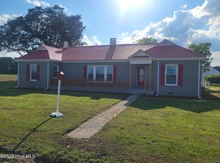 4384 Race Track Rd, Grifton, NC 28530