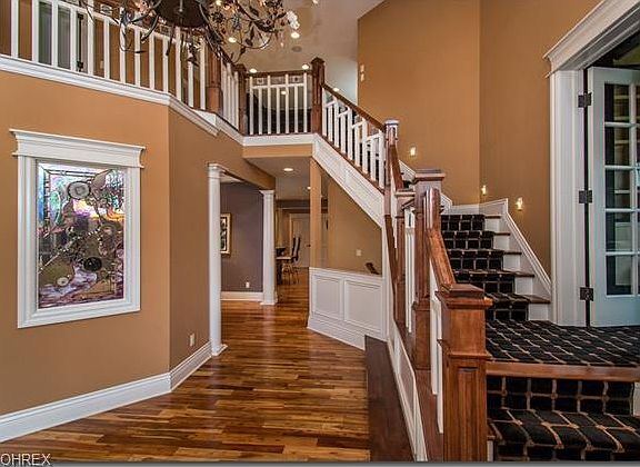 3rd image of 4295 Symphony Ln