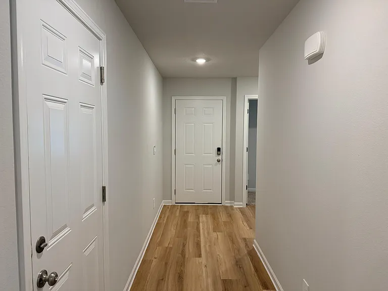 10555 Lowell St W — Photo 4