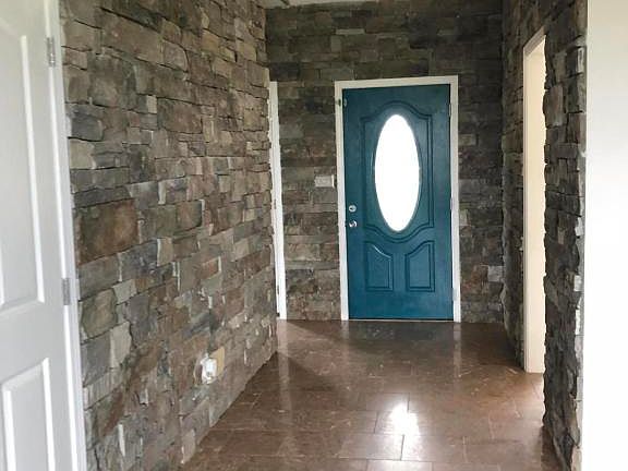 5th image of 8001 Sunny Hill Ln #61