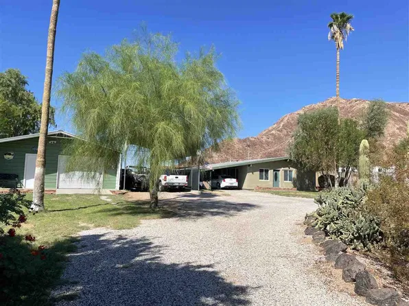 36140 E Antelope Dr, Wellton, AZ 85356