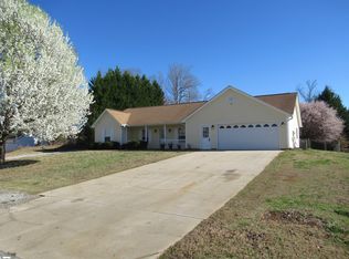 7 Natalie Ct, Greer, SC 29651