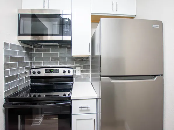 Jefferson on the Lake