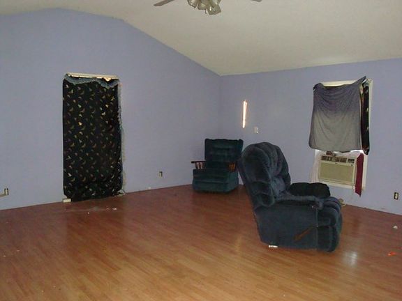 4th image of 4480 Livingwood Dr
