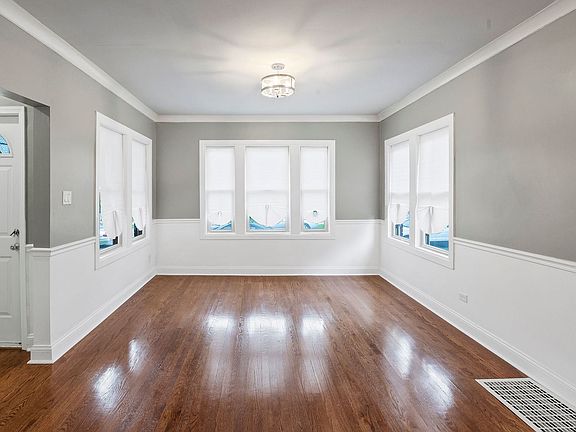 3rd image of 664 Price Ave