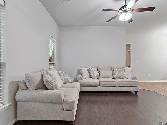 3rd image of 42356 Cedarstone Ave