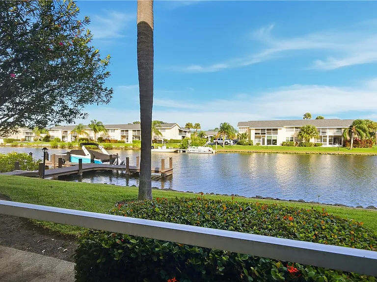 1830 Robalo Dr #B102 — Photo 10