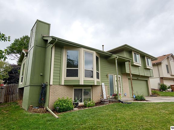 4th image of 14414 S 34th St