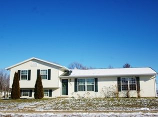 568 Mitchell St, Belleville, WI 53508