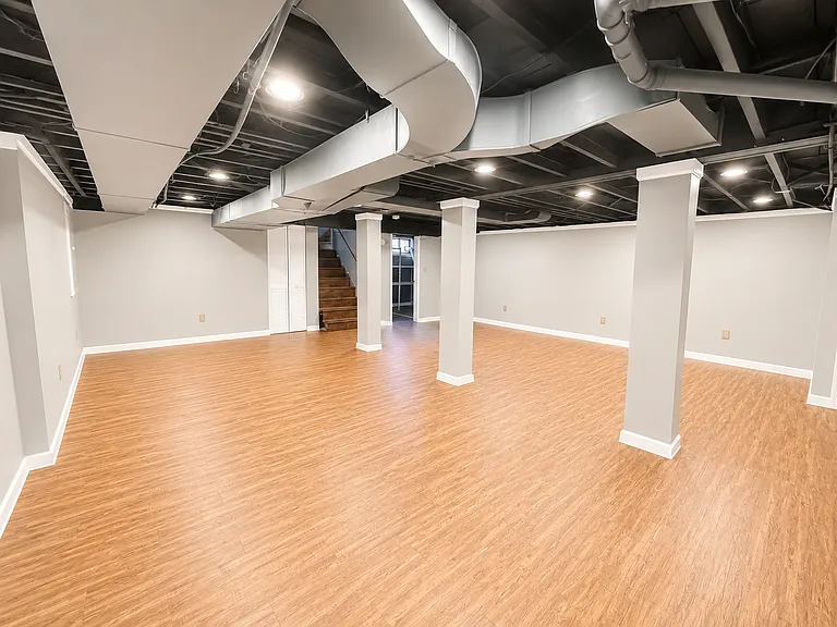 414 Cornell Pl — Photo 25