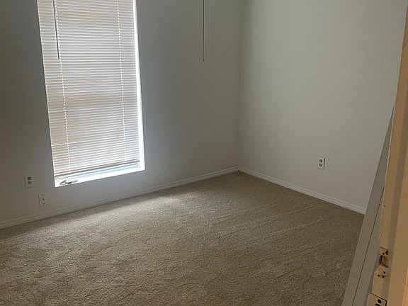 4th image of 3718 Shoal Creek Cir