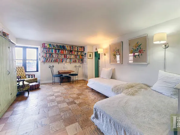 212 E Broadway #G902, New York, NY 10002