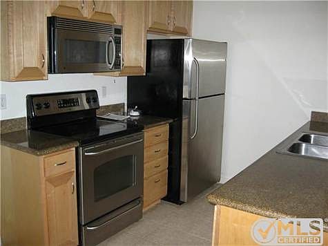3rd image of 1045 Peach Ave Unit 60