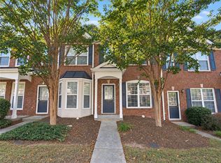 1503 Cove Creek Cir, Norcross, GA 30093