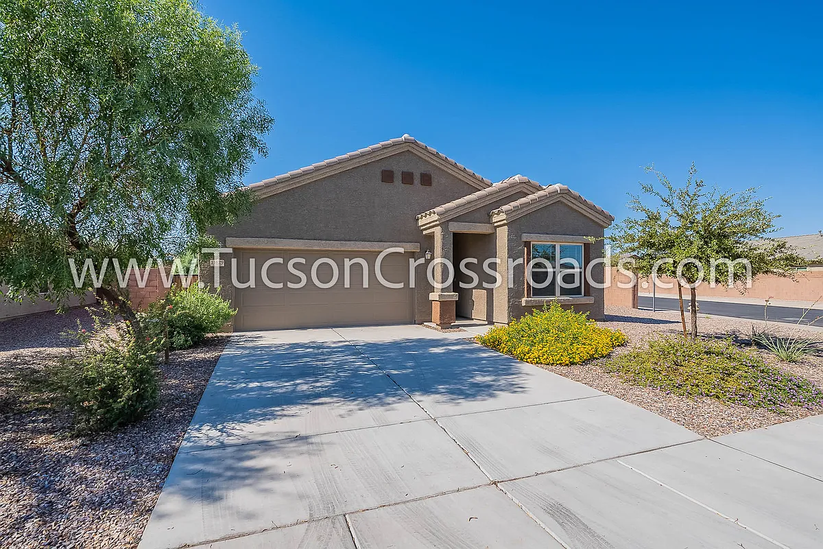 Building Photo - 11629 W Despain Dr