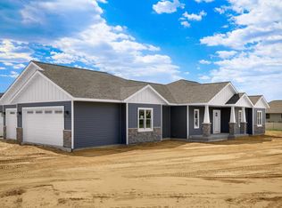 710 Silver Dr, Holmen, WI 54636