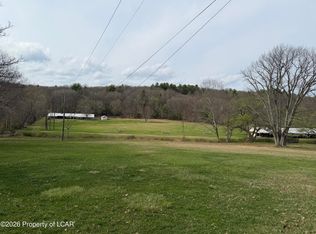 Chase Rd, Shavertown, PA 18708