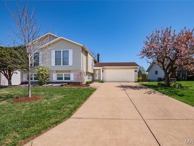 1607 Enwood Dr, Saint Peters, MO, 63376