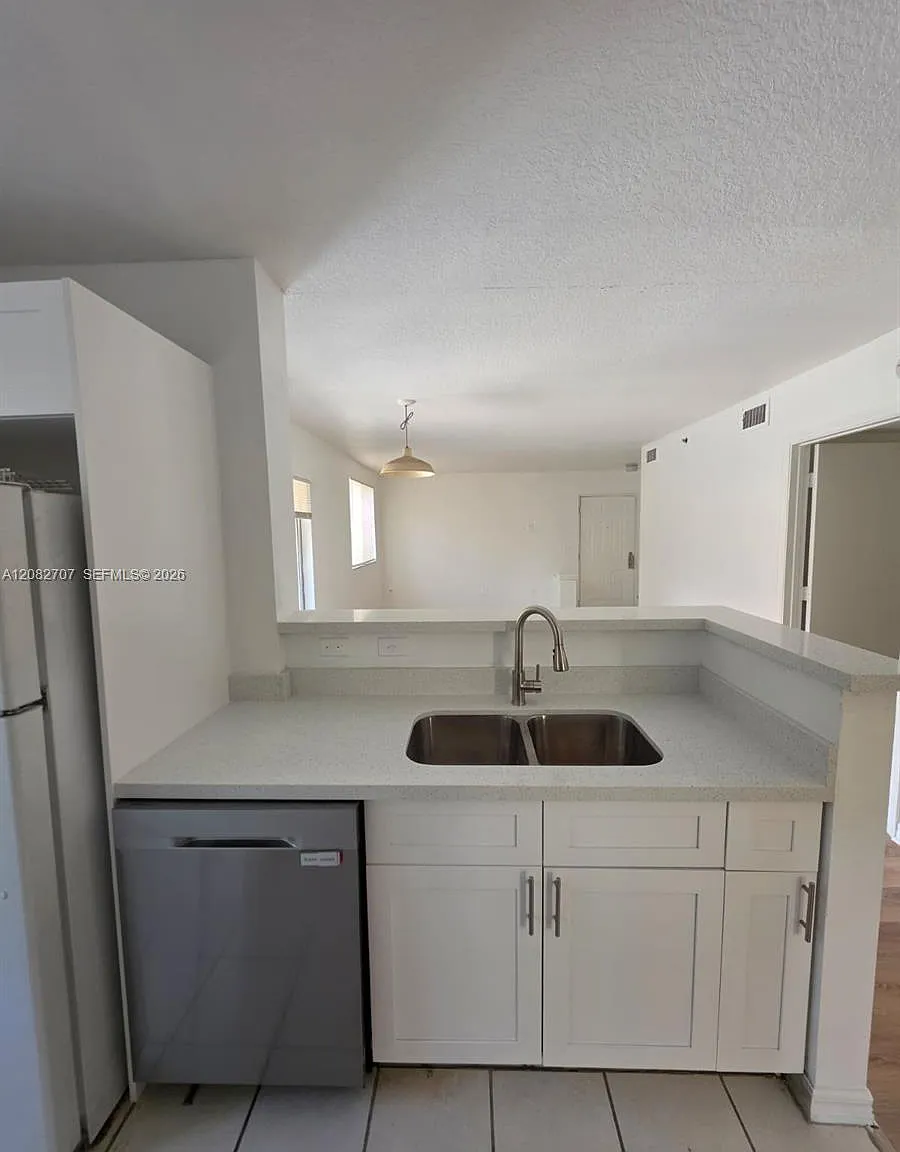 The Oaks At Miami Gardens — Photo 3