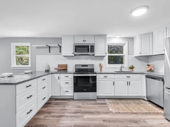 145 Little Rest Rd, Warren, MA 01010