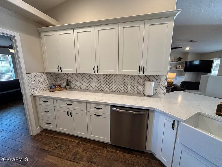 2041 E Marquette Dr — Photo 27