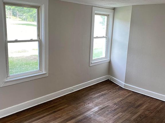 2nd image of 1223 Wateree St #5