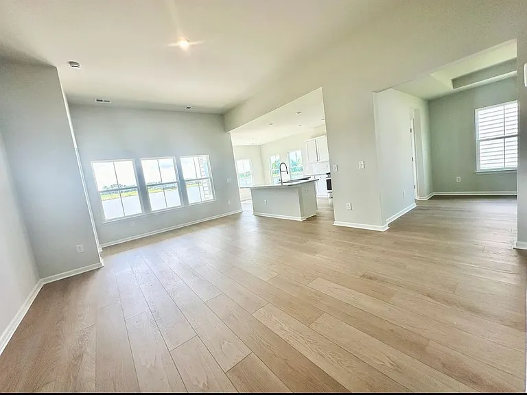740 Isle Verde Dr — Photo 3