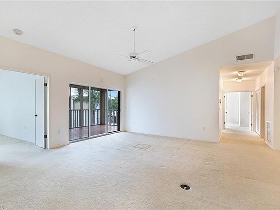 2nd image of 5811 Glencove Dr APT 1007