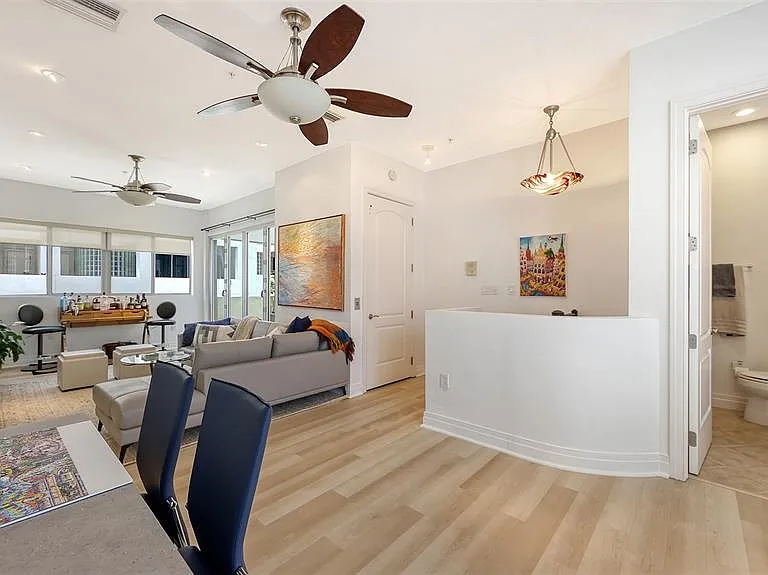 235 Cocoanut Ave #128E — Photo 46