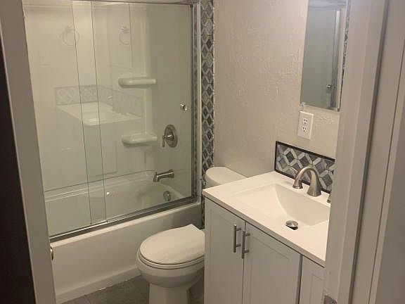 2nd image of 1026 Stoddard St #2