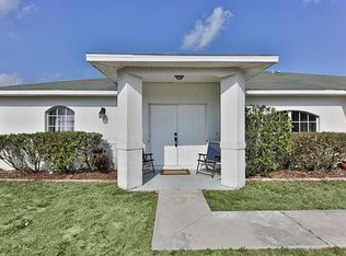 834 Sea Urchin Cir, Fort Myers, FL 33913