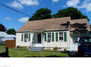 121 Piper Rd, Hamden, CT 06514