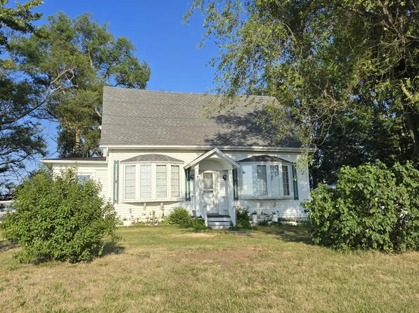 O686 County Road 12, Napoleon, OH 43545