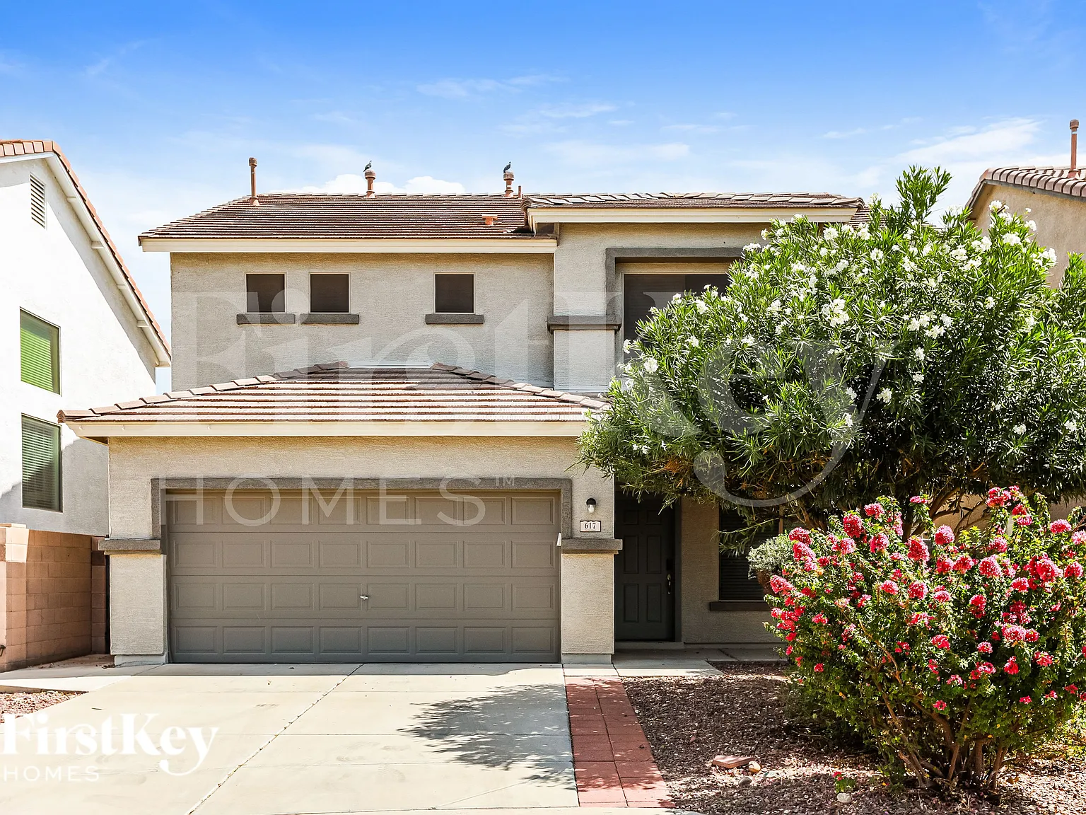 3 bed, 2.5 bath, 2560 sqft, $2,070 — Photo 1