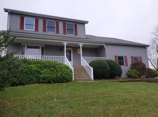 266 Springhill Dr, Valparaiso, IN 46385