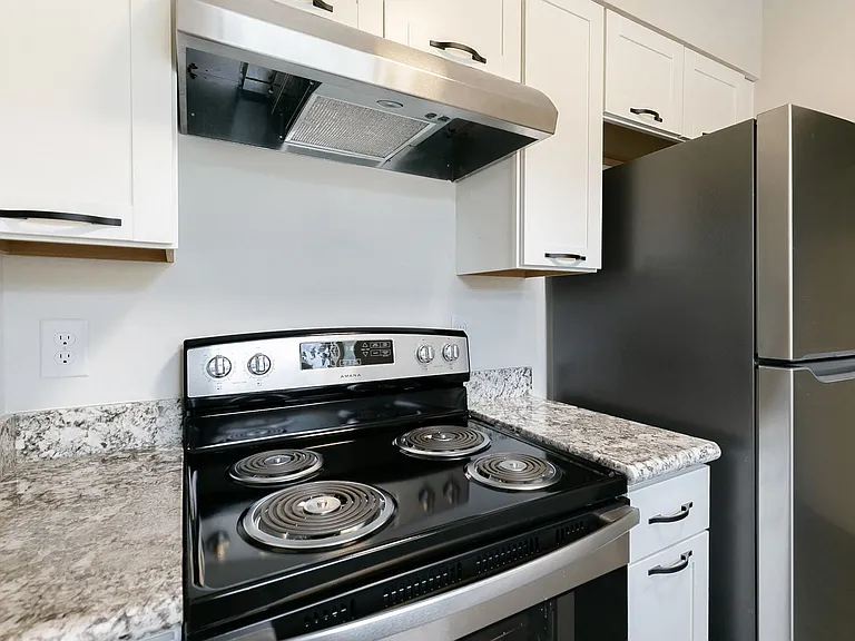 Oak Terrace — Photo 17