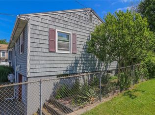 77 Maybury St, Cumberland, RI 02864