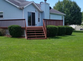 343 Valley View Dr, Orangeville, IL 61060