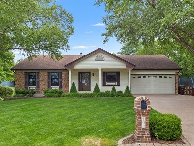 102 S Willow Grove Ct, Saint Peters, MO, 63376