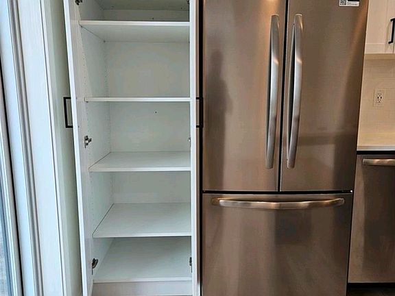 2nd image of 824 Woolwich St #142